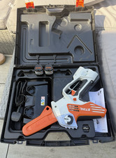 STIHL GTA 40 Cordless Mini Chainsaw 10.8V with Case, Charger & Bar Cover