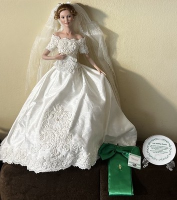Ashton Drake Irish Bride Porcelain Doll  Moira  LE 377 AA, 18 in By Judy Belle