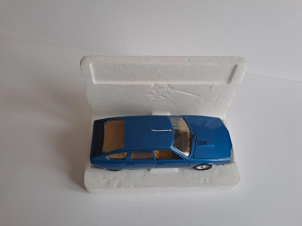 POLISTIL 1:25 Citroën CX 2200 ( s638 ) - Immagine 2 di 4