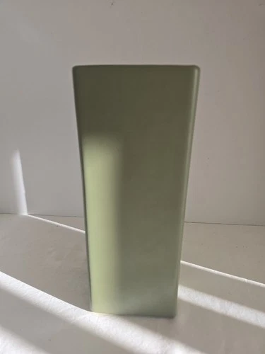 Vtg Floraline USA McCoy 446 Vase Tall 9.5" Matte Green