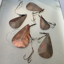 5 VINTAGE  HARDY BROS " HOG BACKED SPOON FISHING LURES “.