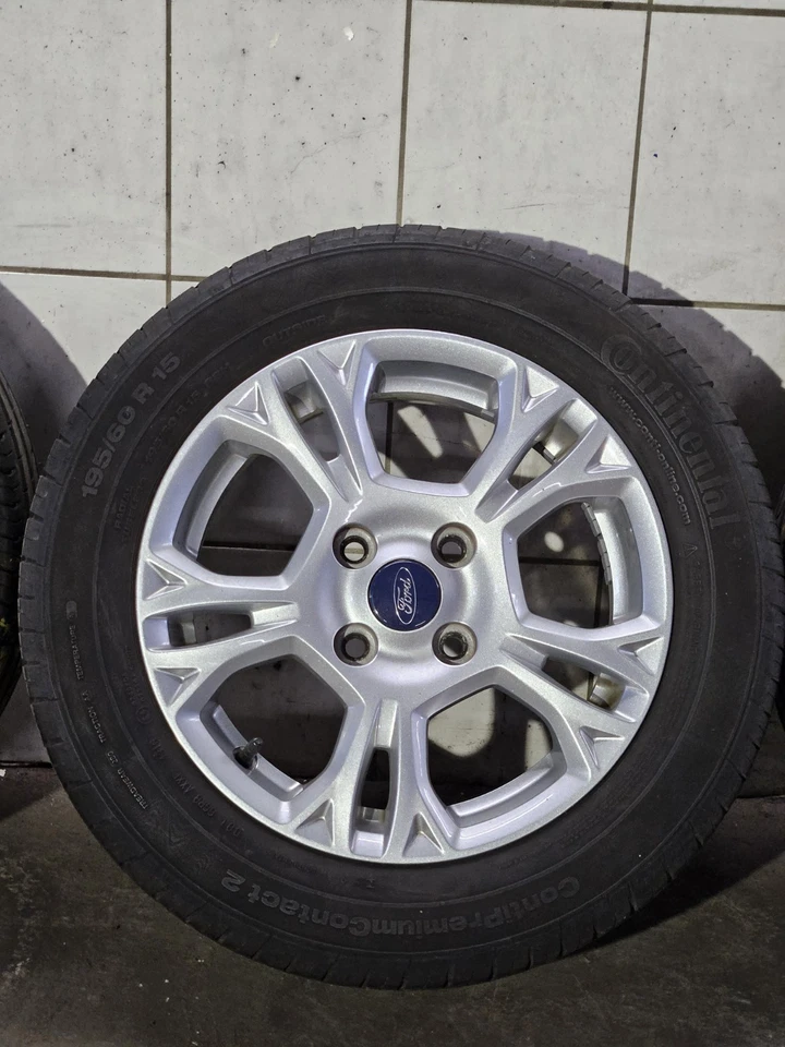 Ford B-Max Alufelgen + Sommerreifen 6x15 ET37,5 AY11-AC, 185/60R15 88H - Bild 3 von 4