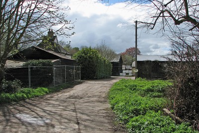 Photo 12x8 The entrance to Granham's Farm Great Shelford The edge of Great c2016