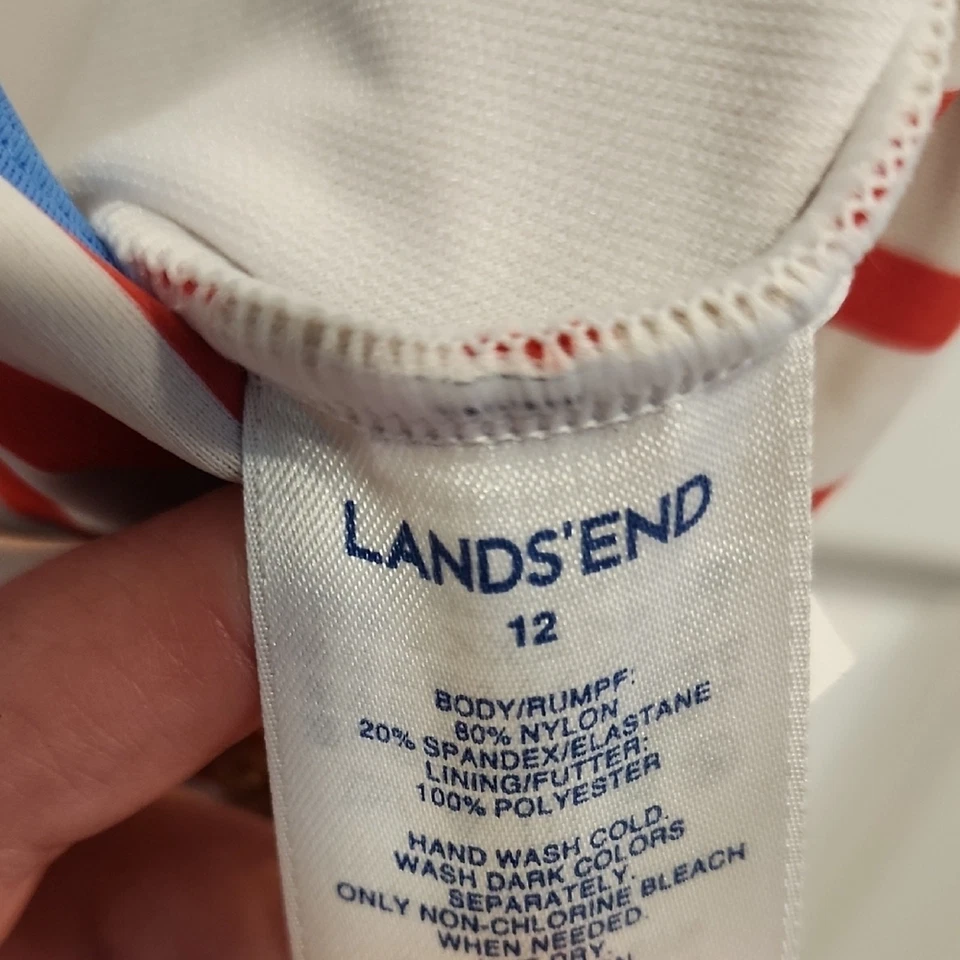 Traje de baño Lands' End a rayas rojas y blancas Foto 3 de 4
