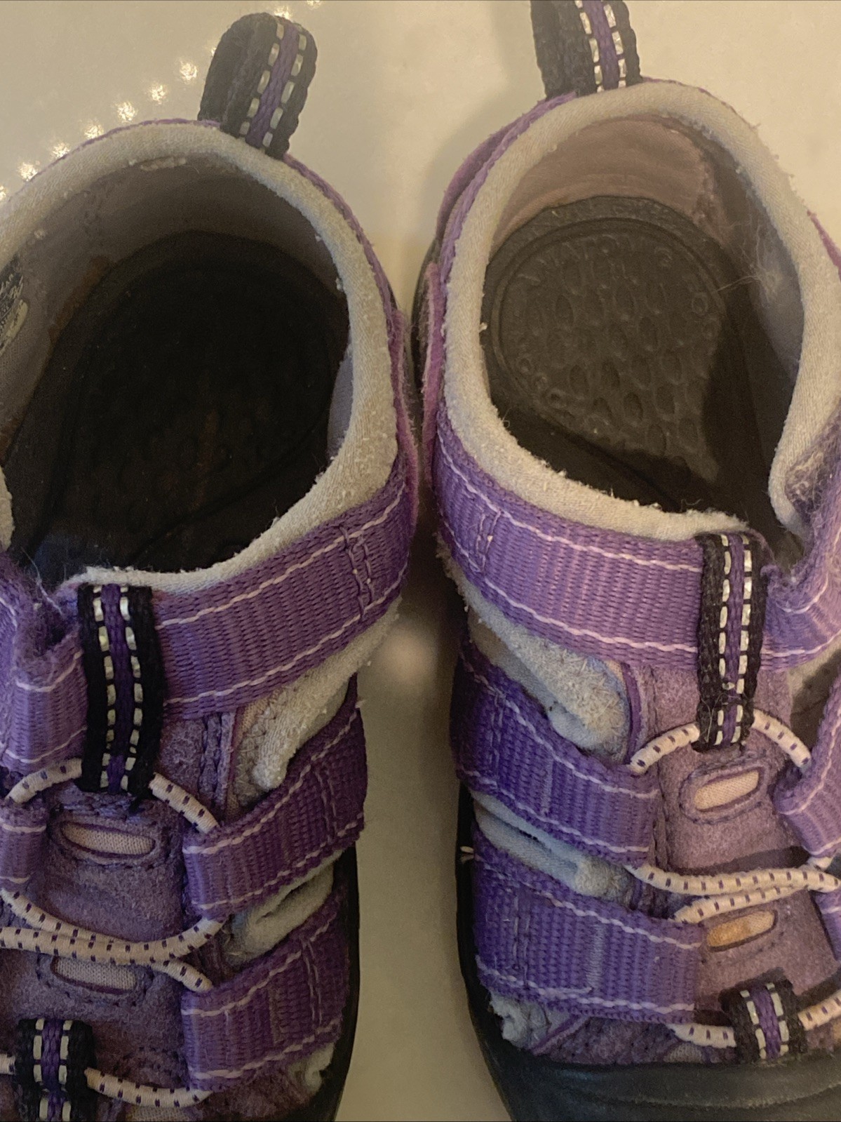 Sandalo da trekking impermeabile viola Keen taglia bambino