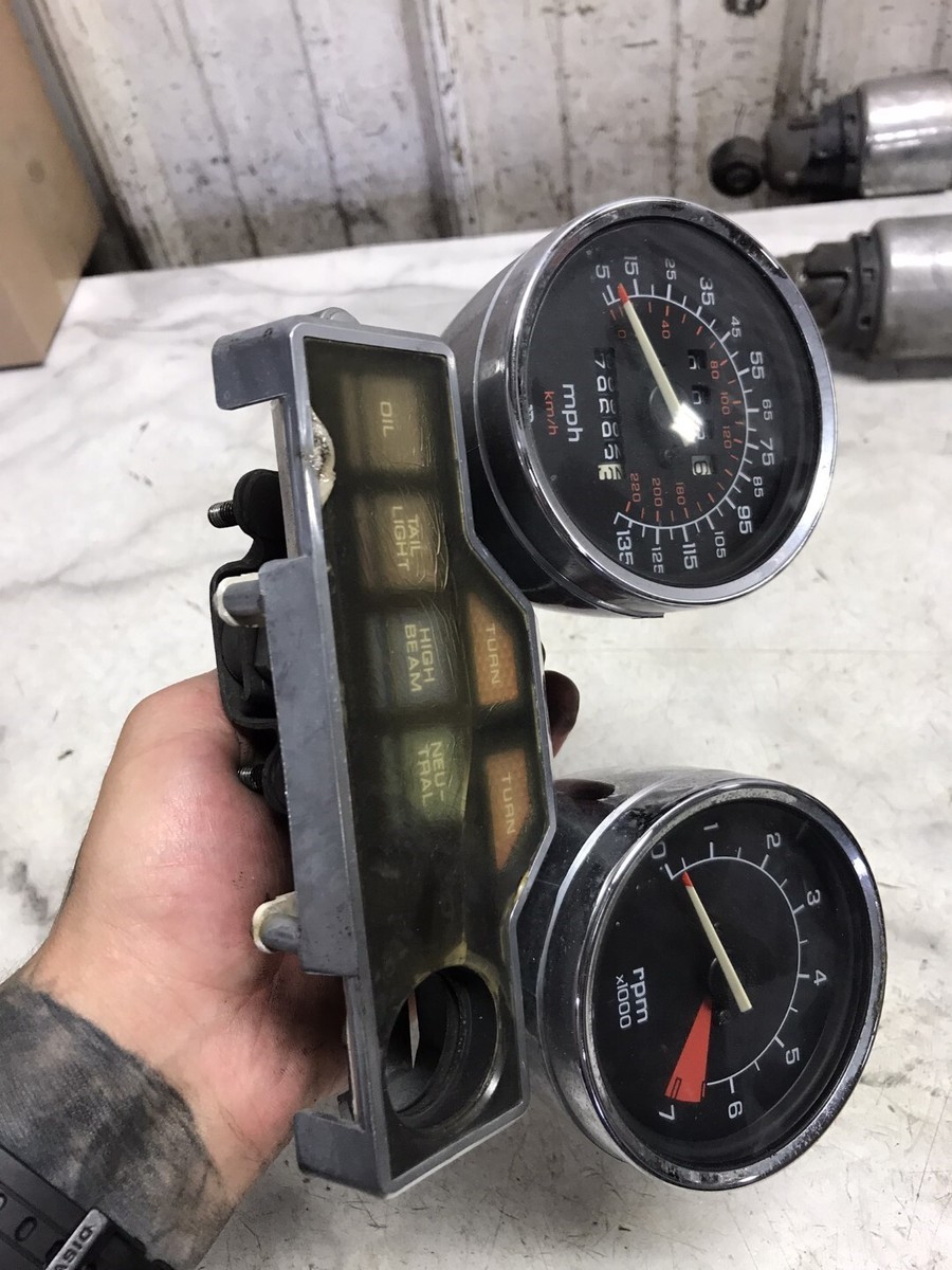 86 Honda VT1100 VT 1100 C Shadow Gauges Meters Speedometer Speedo