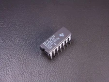 CD54HC30F3A Texas Instruments High Speed CMOS Logic 8-Input NAND Gate 8404001CA