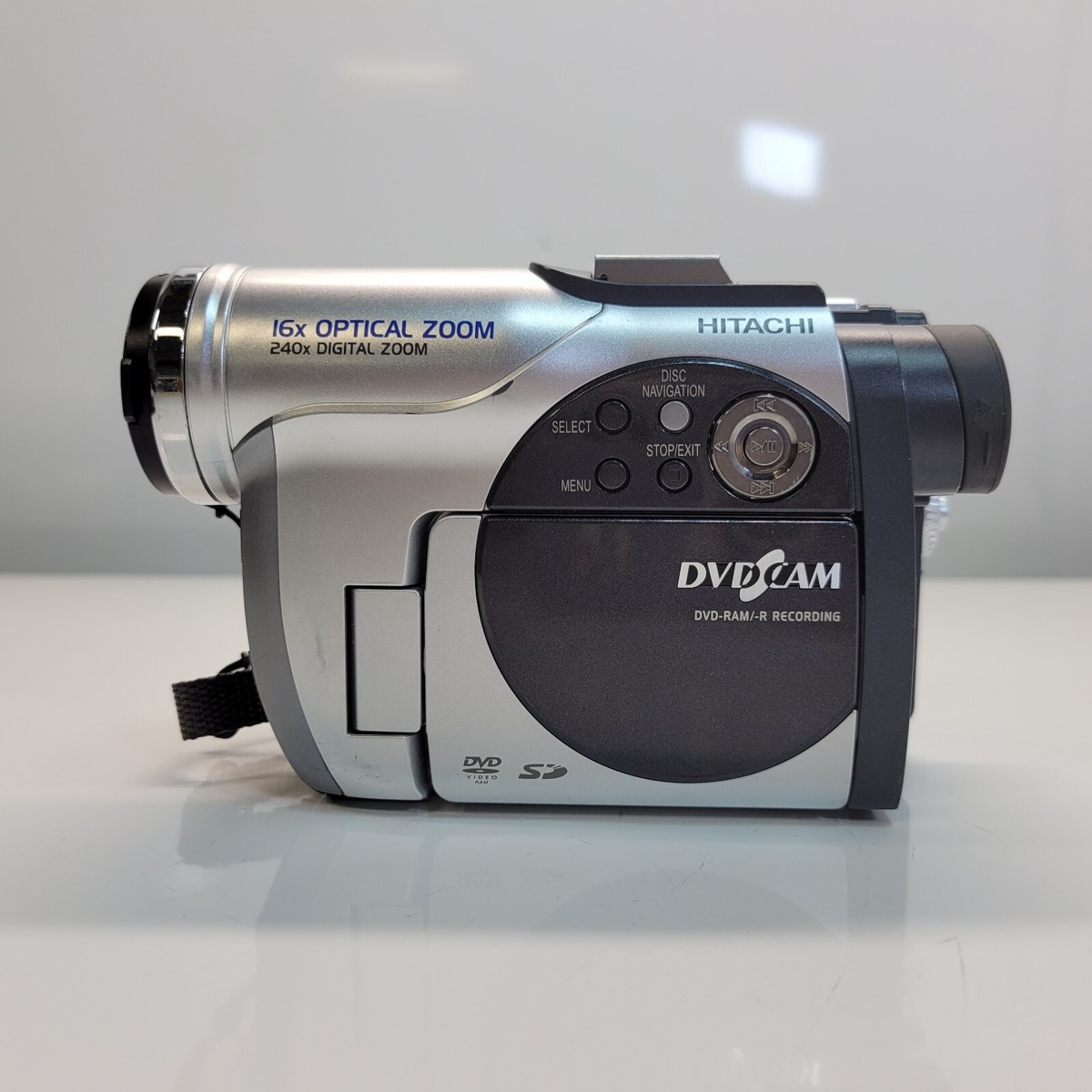 Hitachi DZ-MV730A DVDCam DVD Camcorder With DZ-ACS2 Charger and AC