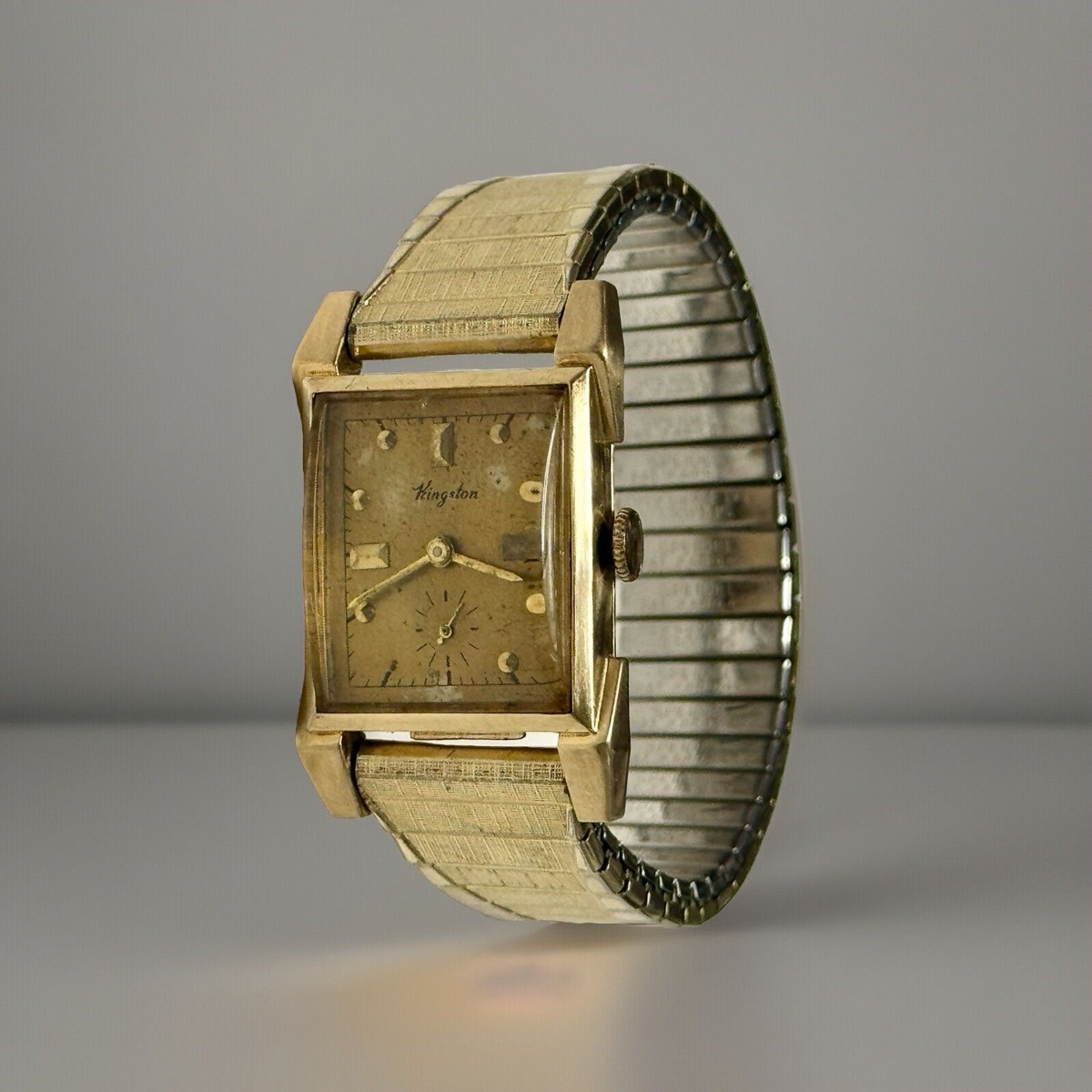 14K Gold Kingston 17 Jewel Swiss-made Mechanical 1960's Watch