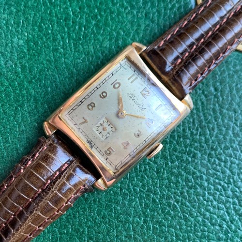Vintage Record Swiss 17 Jewels 10K Gold Filled Art Deco Wristwatch - Picture 3 of 11
