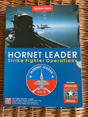 Hornissenvorfach.  Von DVG Strike Fighter Operations.  Solitaire Spiel.  UNGELOCHT