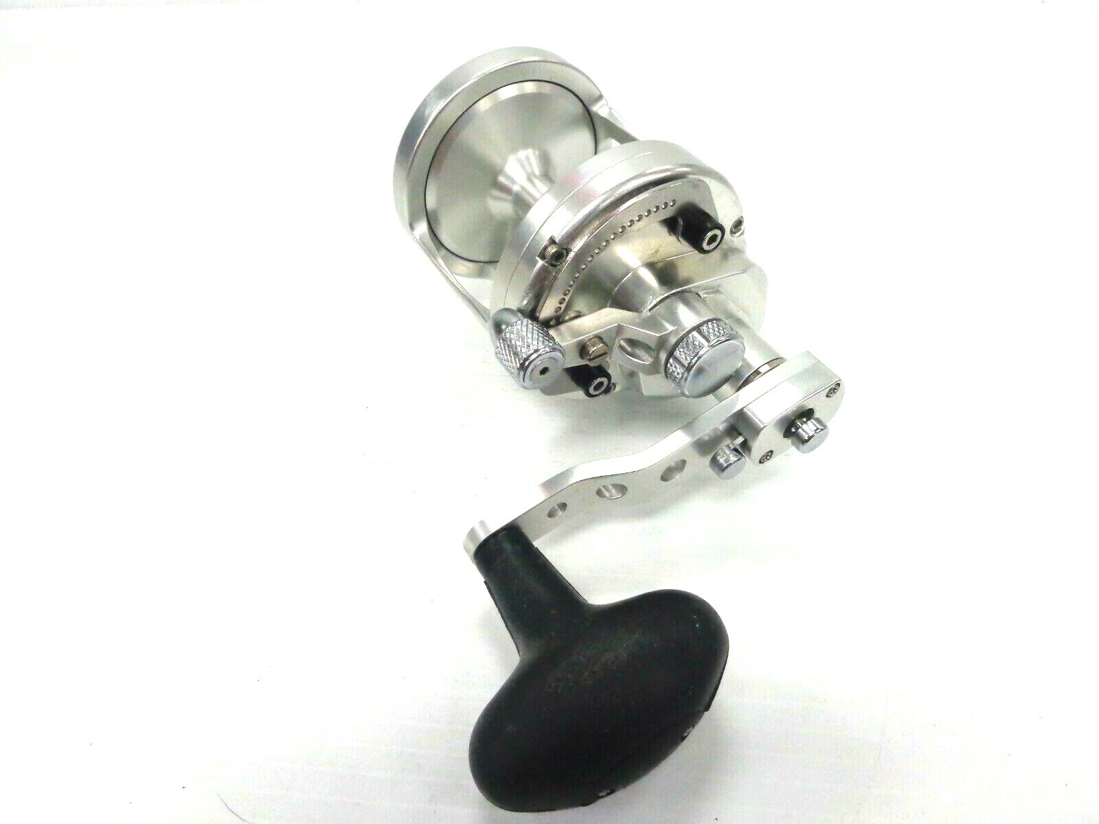 Avet MXL6/4 MC  RAPTOR Two-Speed Lever Drag Reel - SILVER - Right Hand - New