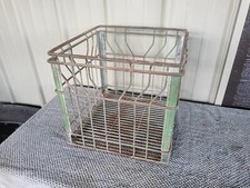 Vintage SOUTHLAND CORP FARMS Dairy Farm METAL CRATE Milk Bottle Carrier