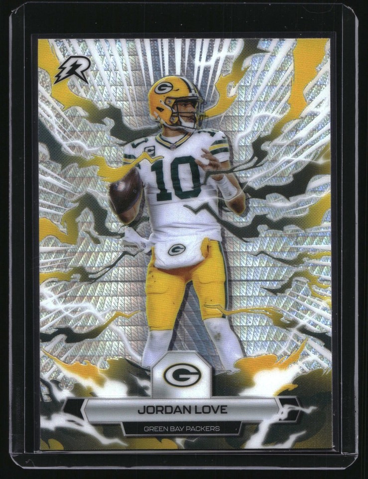 2025 Topps Resurgence Jordan Love #35 Prism Refractor Green Bay Packers