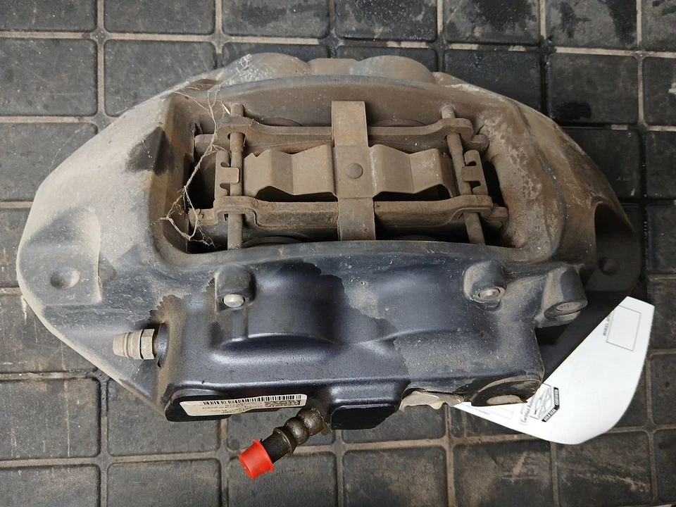 Pinza delantera de pasajero 68501774AA compatible con cargador 21-23 4 pistones Opt BR4 3094442 Foto 2 de 4