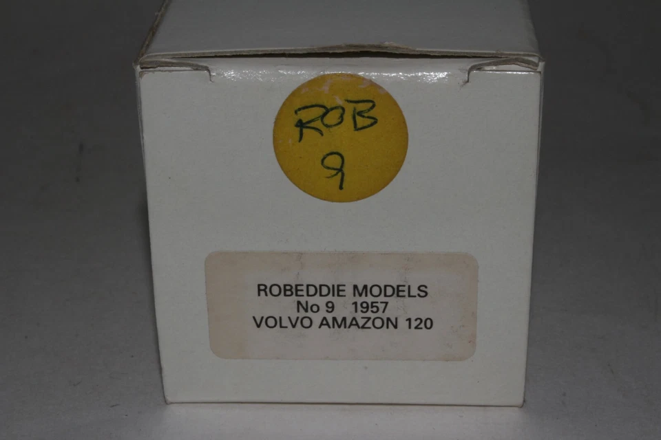 Седан Brooklin Rob Eddie модели 1957 Volvo Amazon 120 с коробкой масштаб 1:43 - Изображение 3 из 4
