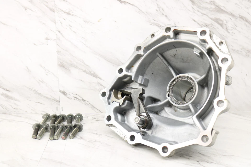 08-20 370Z G37 Q50 Q60 VQ37VHR A/T EJE TRASERO EXTENSIÓN EJE DE SALIDA CARCASA OEM Foto 3 de 4