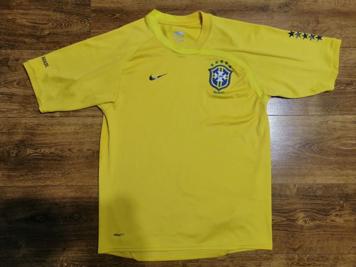 【未使用】NIKE　ナイキ　ブラジル代表　トレーニングシャツ　XL　イエロー 未使用】NIKE ナイキ ブラジル代表 トレーニングシャツ XL イエロー