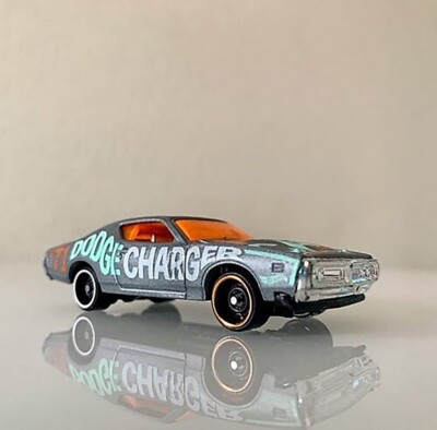 Hot Wheels Grey '71 Dodge Charger Kids Model Diecast Toy Car HW