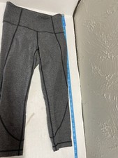 ATHLETA SALUTATION POWERVITA CAPRI LEGGING HEATHER GRAY SIZE XS