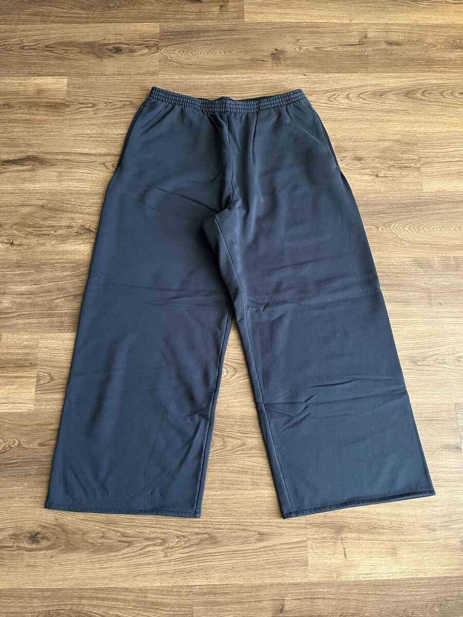YGEBB Yeezy Gap Wide Leg Fleece Sweatpants Dark Blue Size XL YGEBB Yeezy Gap Wide Leg Fleece Sweatpants Dark Blue Size XL