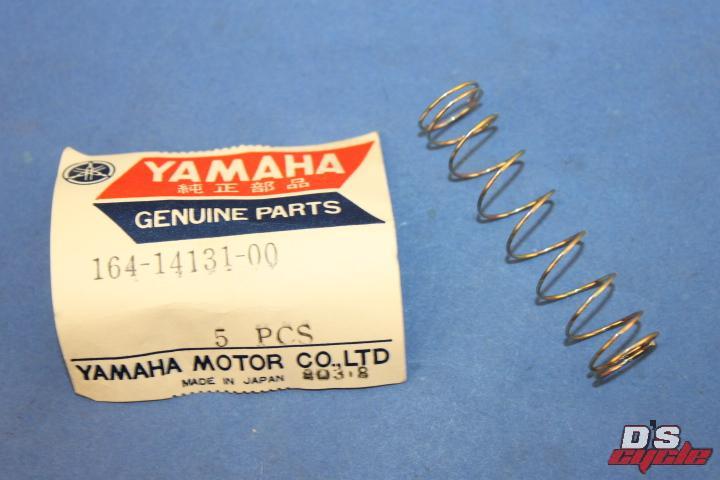 YA-MAN
ミーゼ
スカルプリフト アクティブ プラス
MS-82G NOS Yamaha Throttle Valve Spring YL2 YL2C PART# 164-14131-00