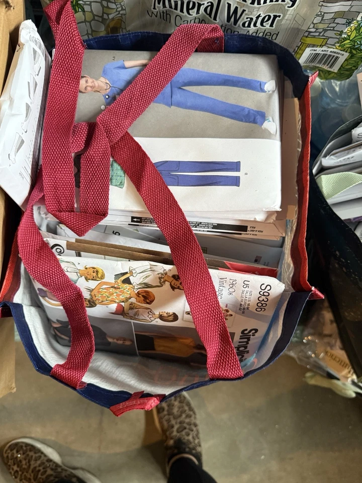 Mixed Lot 20 Simplicity Vogue Butternick McCalls Womens Sewing Patterns Men Doll - Image 3 of 4