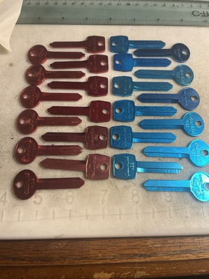 #ad Ford Mustang Torino Fairlane Galaxy LTD Comet Original Vintage Colorlite Keys 🔑 $25.00