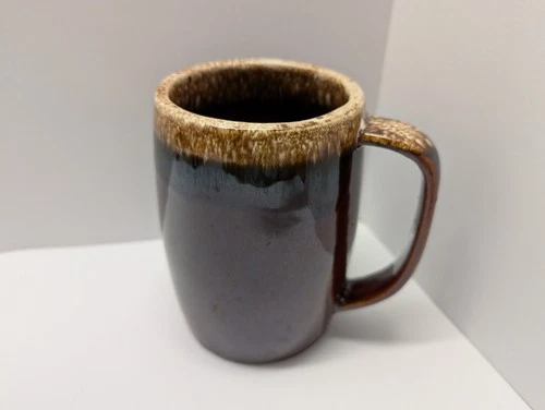 HULL OVEN PROOF BROWN DRIP GLAZE BEER STEIN COFFEE MUG 5"  16 oz. USA