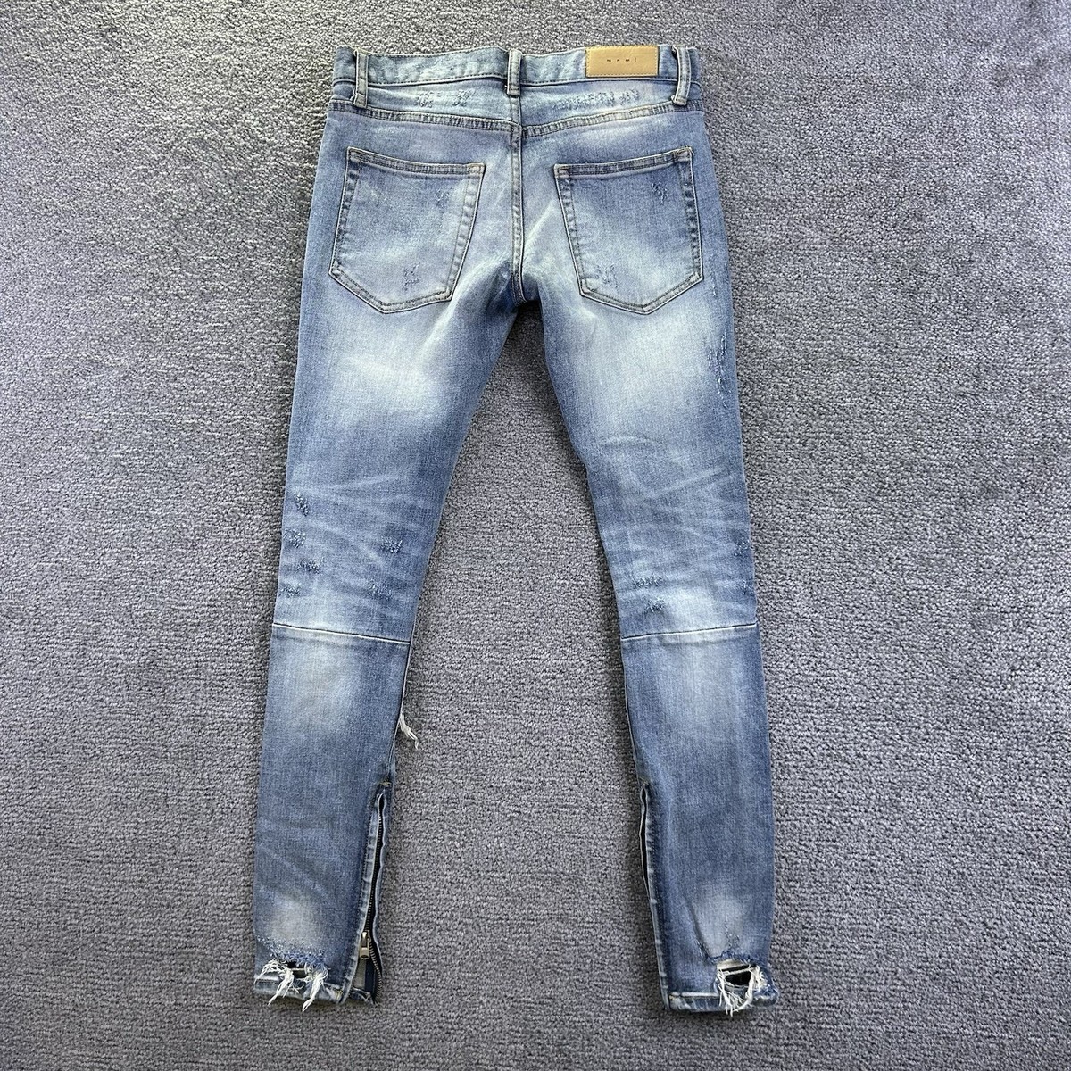 MNML Jeans Distressed Light Blue Slim Thrashed Denim Size 28 Fit