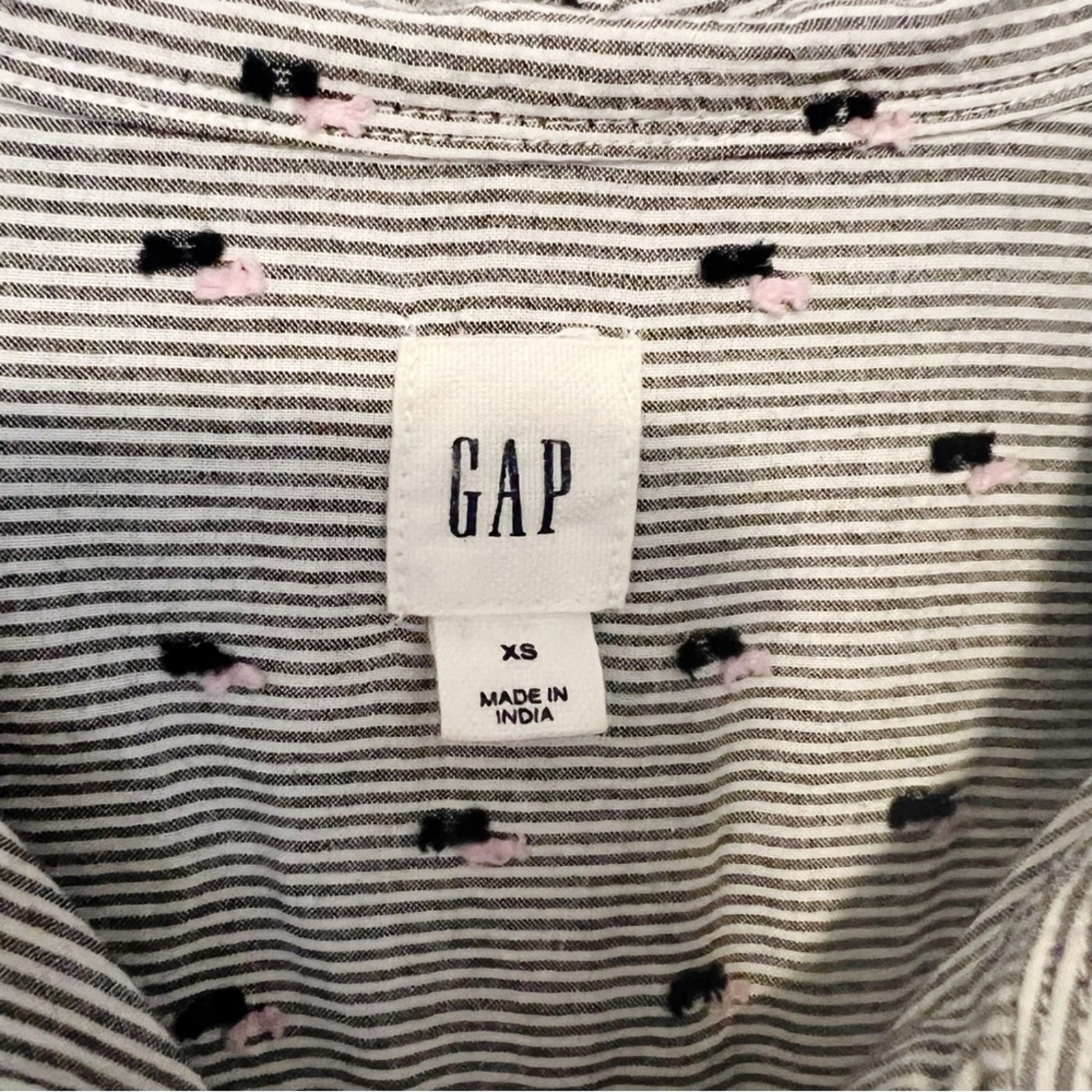 Gap Gray striped long sleeve button down shirt Wo… - image 6