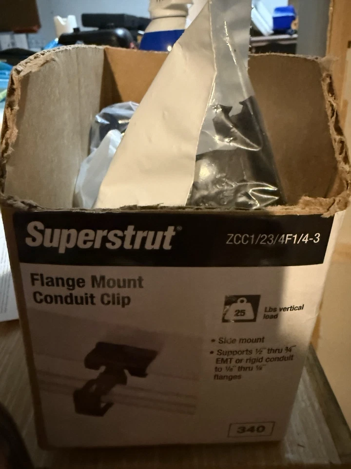 Clips de conducto de montaje con brida Superstrut de 3 bolsas - 15 en total | Steel City | Pivote 360 ° Foto 4 de 4