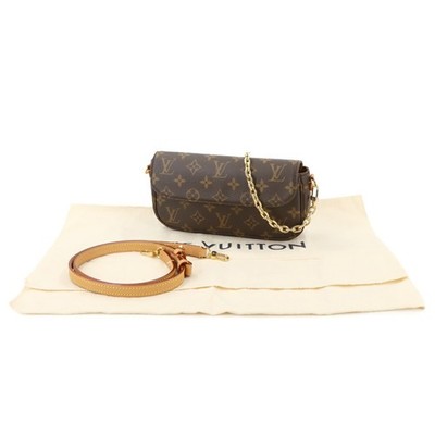 LOUIS VUITTON Monogram Wallet on Chain Ivy Hand Shoulder Bag