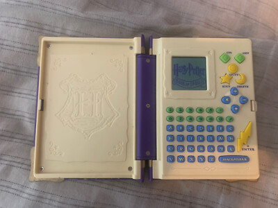 Jeu Vidéo Vintage Harry Potter Et Le Secret à Poudlard Hasbro Tiger 2001 Sous Blister