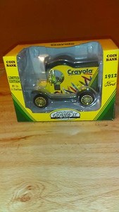 CRAYOLA CRAYON DIE CAST BANK