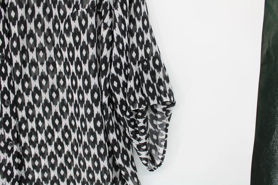 Top AB Studio para mujer talla XL negro gris estampado animal mangas 3/4 lengüeta enrollable Foto 4 de 4