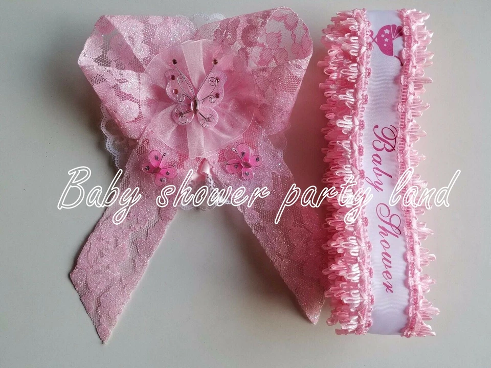 Baby Shower Mom To Be It's a Girl faixa rosa com fita borboletas e corpete - Imagem 2 de 4