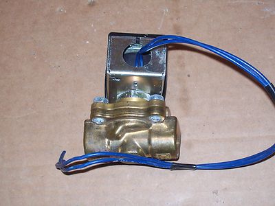 NEW PARKER 08F20C2228ADF HI-V 10-6 TORR 1/2'' NPT SOLENOID VALVE 120VAC COIL P495