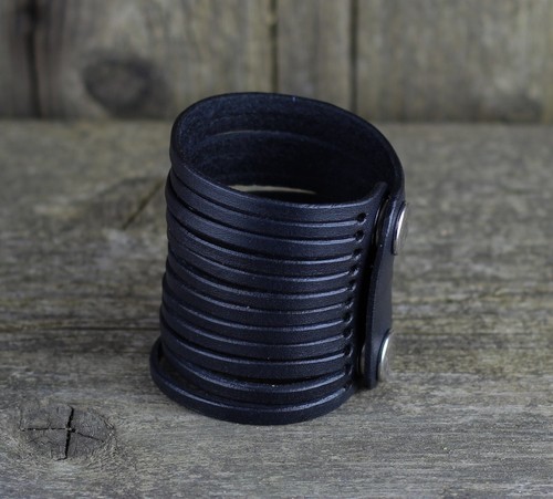 Black leather bracelet, women's cuff, men's bracelet, leather accessories. - 第 7/9 張圖片