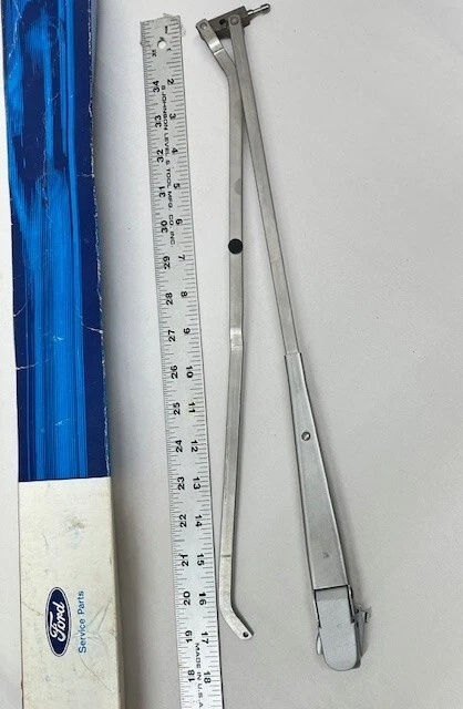 Brazo limpiaparabrisas Ford Granada 1975-1979 LH D5DZ-17527-A lado del conductor Foto 2 de 4