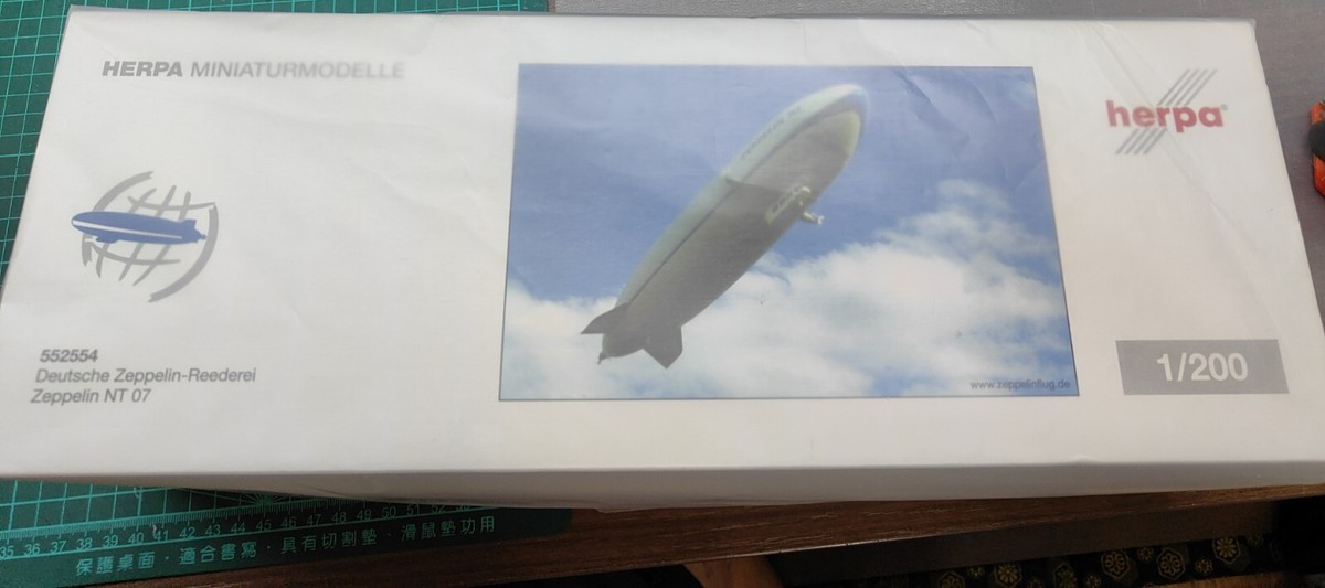 1/200 ツェッペリンNT 飛行船 NT07 HERPA 552554 Herpa Wings 1:200 Deutsche-Reederel Zeppelin NT 07 552554