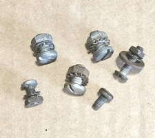 VINTAGE SCHWINN BICYCLE CHAINGUARD AND FENDER SCREW SET    5-21