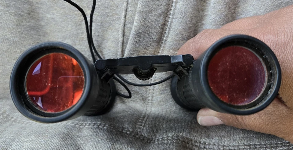 Vintage Celestron Binoculars 10x25  - Image 3 of 4