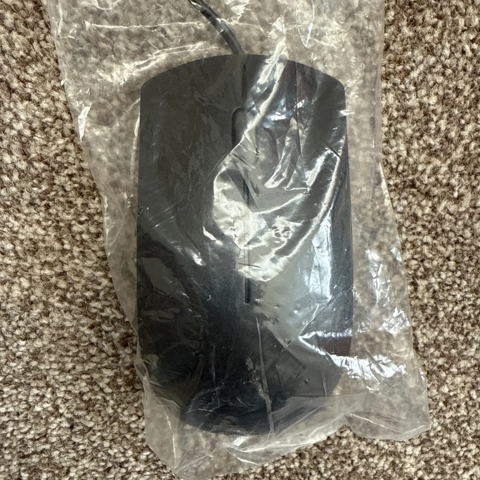 Original Lenovo Essential USB Mouse 00PH131 - Image 2 of 3