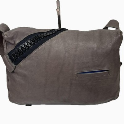 KAWA KAWA Shoulder bag Leather Brown Big Zipper Authentic From Japan