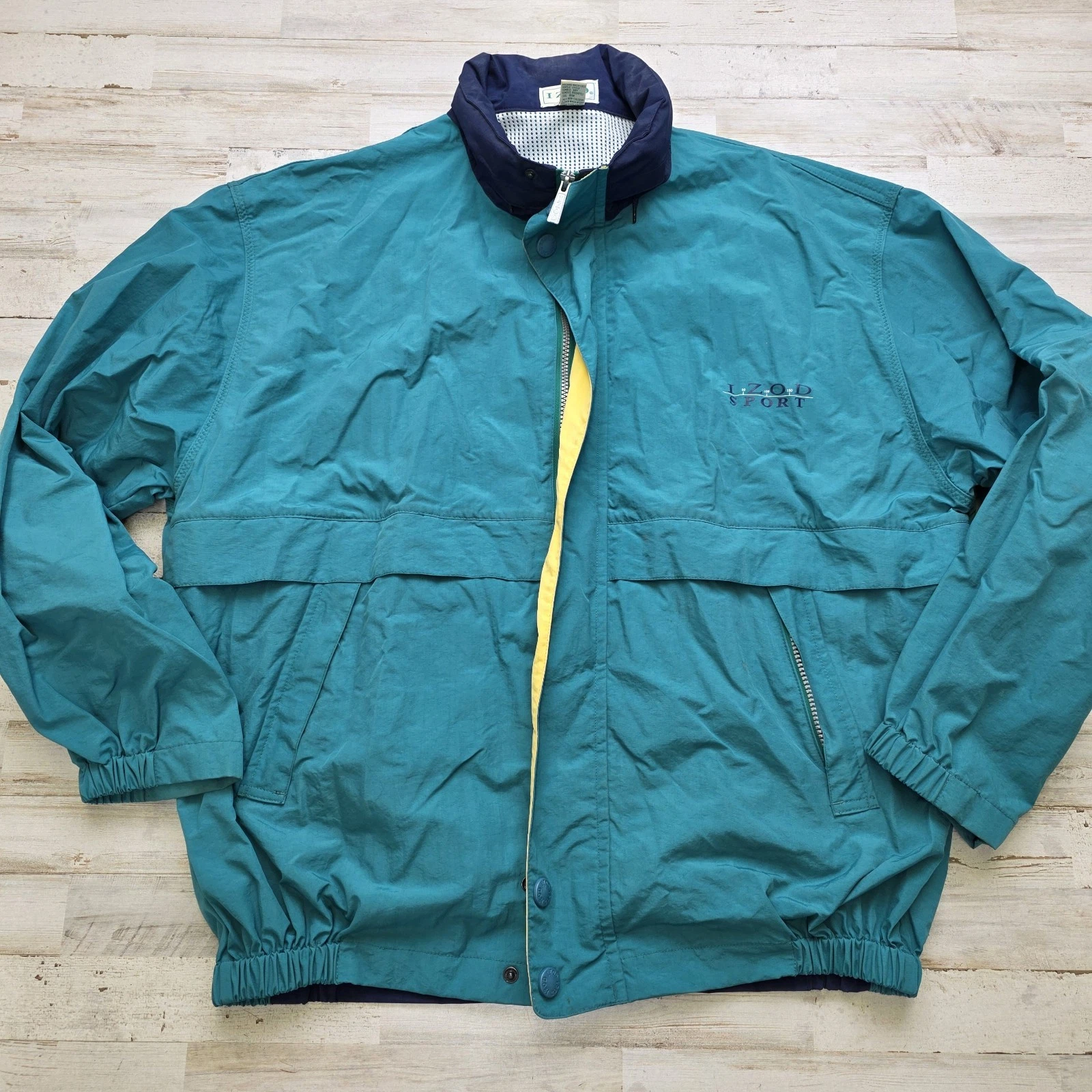 Vintage Izod Sport Windbreaker Jacket Green Mens L Boating Preppy - Vented