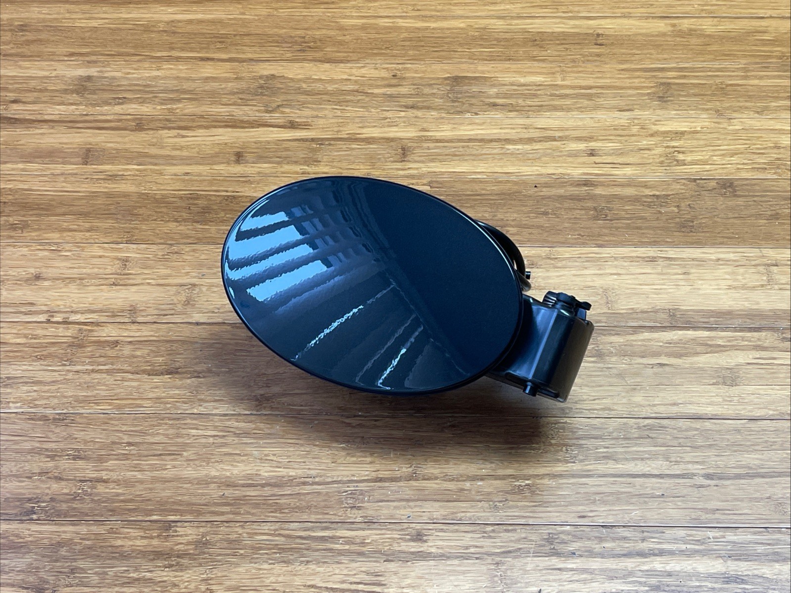 2019-2022 Maserati Levante M161 Fuel Tank Filler Insert Door W/ Cover Black OEM