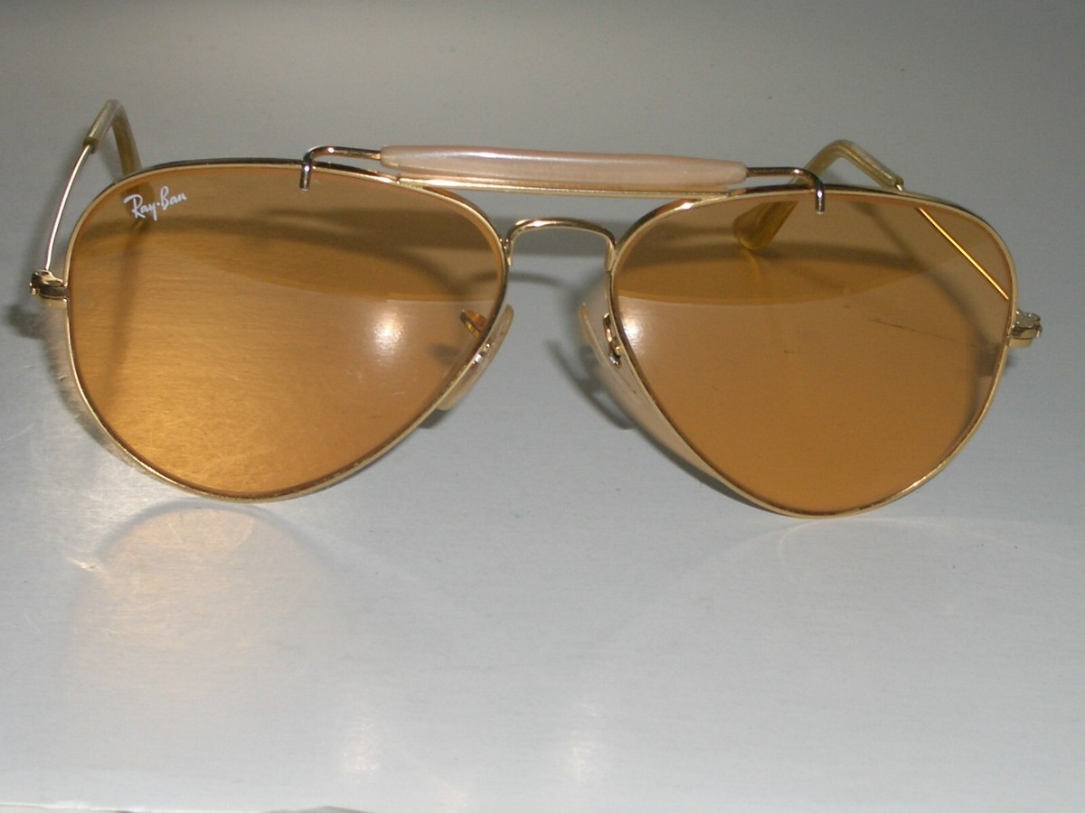 1980's 58-14MM VINTAGE B&L RAY-BAN USA AMBERMATIC OUTDOORSMAN