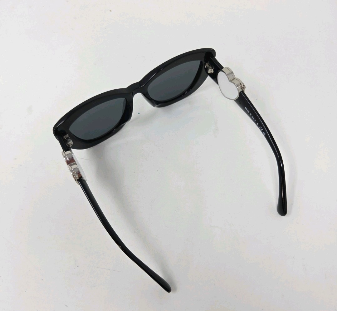 Chanel 5517-A C622/S8 Women's Black Grey Gradient Polarized