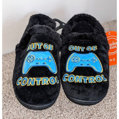 Wonder Nation Slippers Fuzzy Out of Control Gamer Shoes Boys Size 4-5 NWT